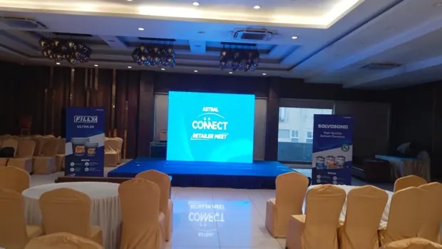 Astral Connect: stage backdrop and LED